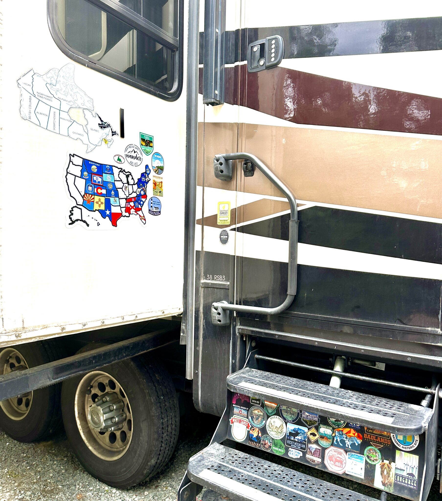 33+ Expert Camper Hacks & Tips For Your Best RV Adventures • Fulfilling ...